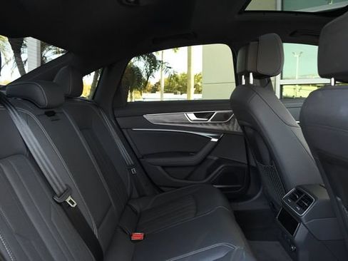 Used 2025 Audi A6 Premium Plus image 25