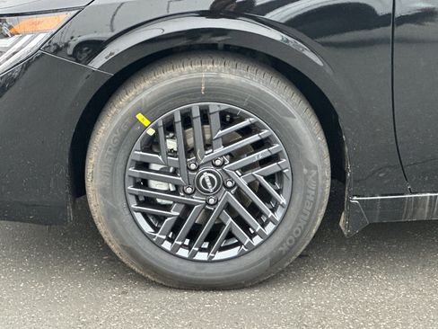 New 2026 Nissan Sentra SV image 24