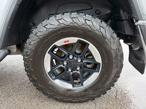 Used 2019 Jeep Wrangler Unlimited Rubicon AWD/4WD image 26