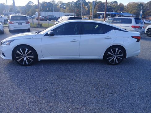 Used 2020 Nissan Altima 2.5 SR image 14