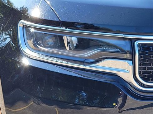 Certified 2024 Jeep Wagoneer L 4WD w/ Rear Seat Video Group 1 image 16