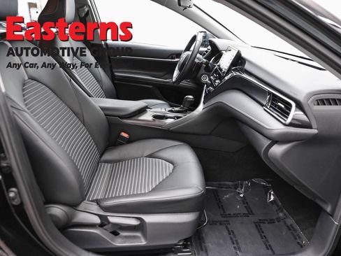 Used 2023 Toyota Camry SE FWD image 23
