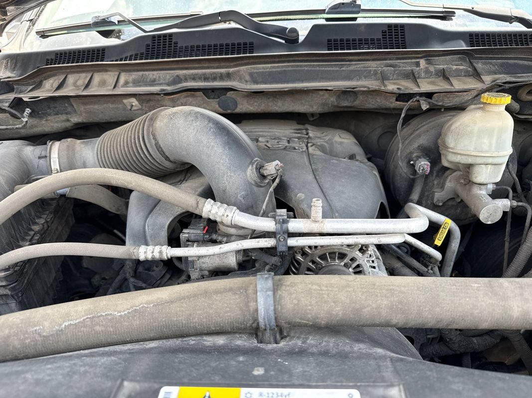 Used 2014 RAM 1500 Laramie AWD/4WD image 22
