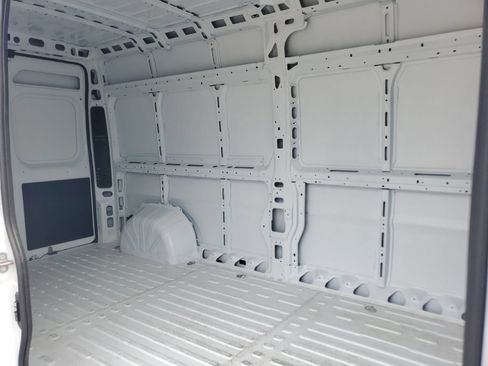 Used 2026 RAM ProMaster 2500 w/ Convenience Group FWD image 26