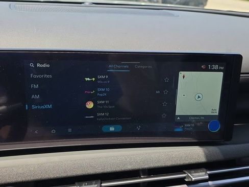 New 2025 Hyundai Santa Cruz Limited image 9