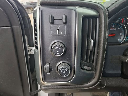 Used 2018 Chevrolet Silverado 1500 LTZ Z71 w/ Redline Edition image 20