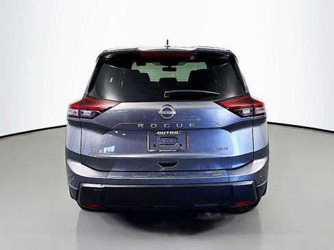 New 2026 Nissan Rogue SV image 6
