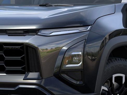 New 2026 Chevrolet Equinox ACTIV w/ LPO, Floor Liner Package image 11