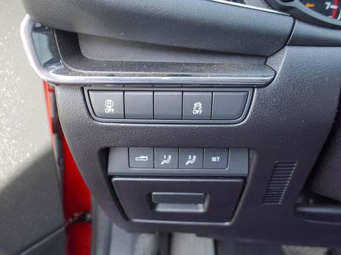 Used 2021 MAZDA MAZDA3 s image 12