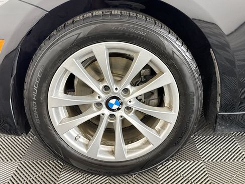 Used 2016 BMW 320i Sedan w/ Driver Assistance Package RWD image 36