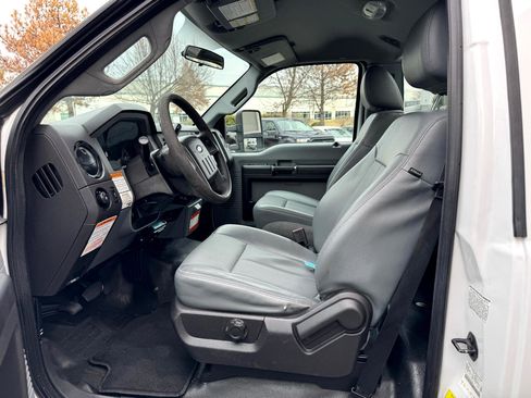 Used 2015 Ford F450 XL w/ Power Equipment Group image 28