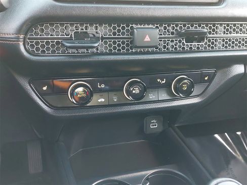 Used 2023 Honda HR-V Sport image 24