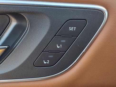 Certified 2025 Nissan Rogue Platinum w/ Platinum Premium Package image 19