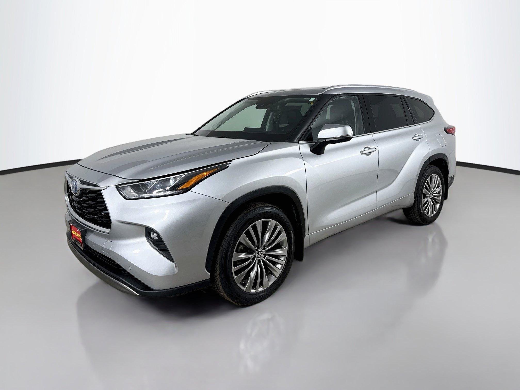 Used 2022 Toyota Highlander Limited AWD/4WD image 3
