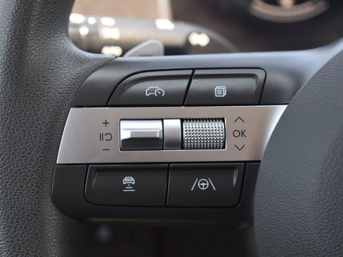 Used 2025 Hyundai Sonata SEL FWD image 6