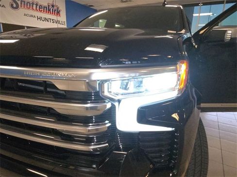 Used 2025 Chevrolet Silverado 1500 High Country w/ High Country Premium Package image 27