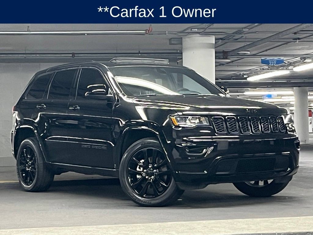Used 2021 Jeep Grand Cherokee Laredo X AWD/4WD image 3