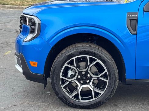 New 2026 Ford Maverick Lariat image 38