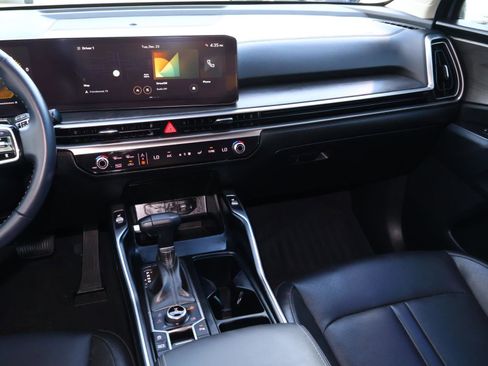 Used 2025 Kia Sorento X-Line EX image 11
