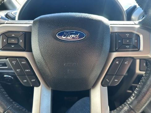 Used 2016 Ford F150 Lariat image 18