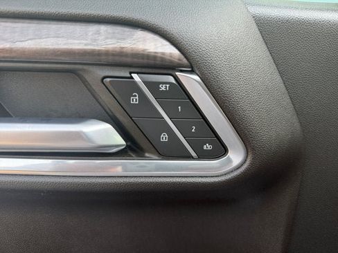 Used 2023 Chevrolet Silverado 1500 LTZ AWD/4WD image 18
