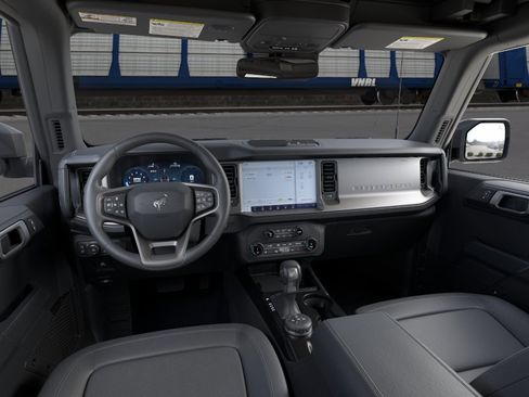 New 2026 Ford Bronco Outer Banks AWD/4WD image 9