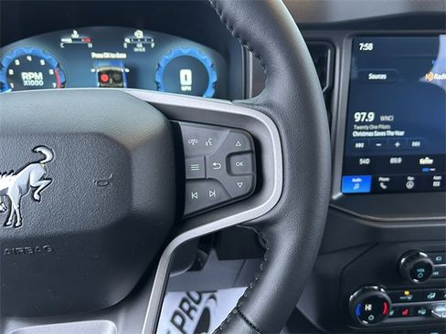 New 2025 Ford Bronco Badlands image 13