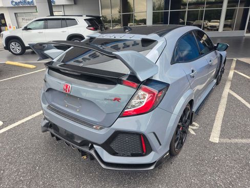 Used 2019 Honda Civic Type R image 5