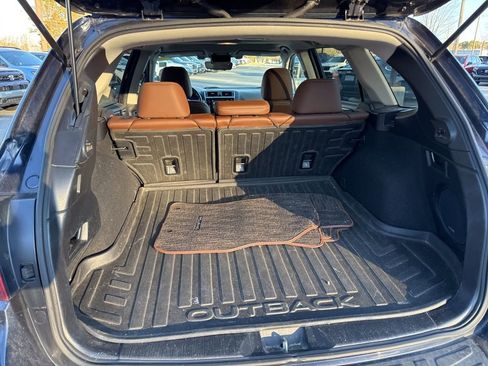 Used 2018 Subaru Outback 3.6R Touring w/ Protection Package #1 image 10