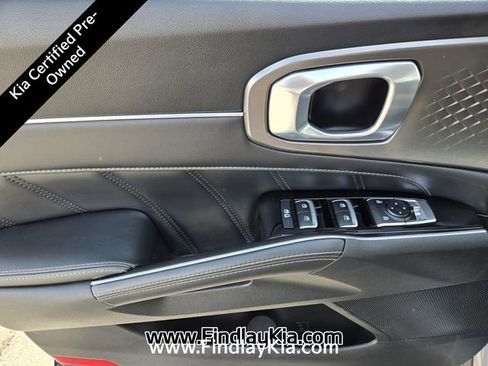 Certified 2022 Kia Sorento SX AWD/4WD image 24