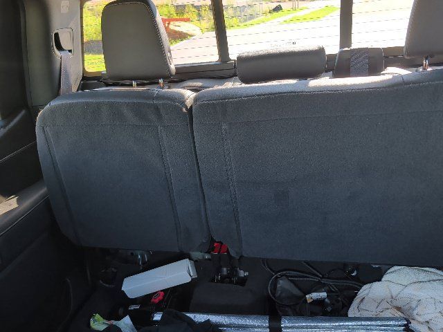 Used 2021 GMC Sierra 1500 AT4 w/ AT4 Value Package AWD/4WD image 25