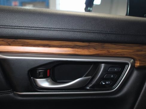 Used 2020 Honda CR-V EX-L image 8