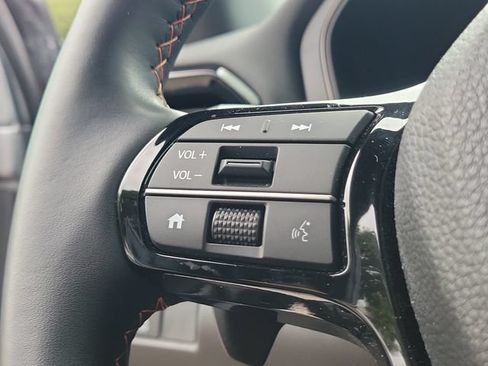 Used 2025 Honda Pilot TrailSport image 30