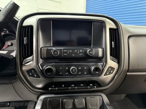 Used 2018 Chevrolet Silverado 1500 LTZ w/ LTZ Plus Package image 35