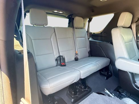 Used 2024 Chevrolet Tahoe LT RWD image 21