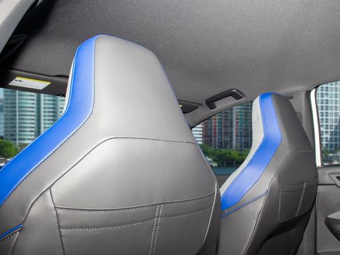 Used 2025 Volkswagen Golf w/ Euro Style Package image 18