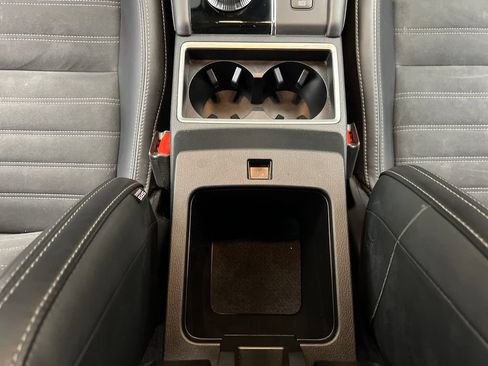 Used 2024 Mitsubishi Outlander SE AWD/4WD image 50