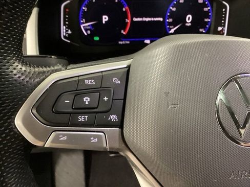 Used 2021 Volkswagen Atlas Cross Sport SEL R-Line AWD/4WD image 20