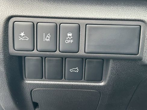 Used 2024 Mitsubishi Eclipse Cross image 23