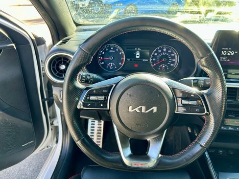 Used 2023 Kia Forte GT image 18