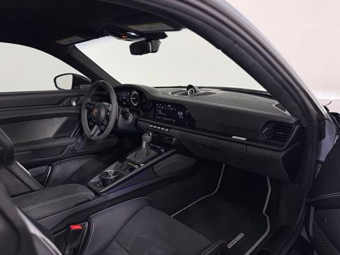 Used 2024 Porsche 911 GT3 RS RWD image 20