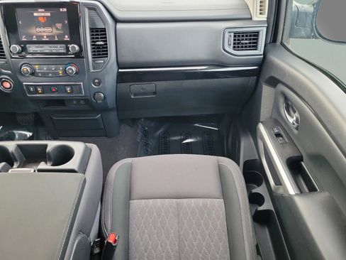Certified 2023 Nissan Titan SV image 17