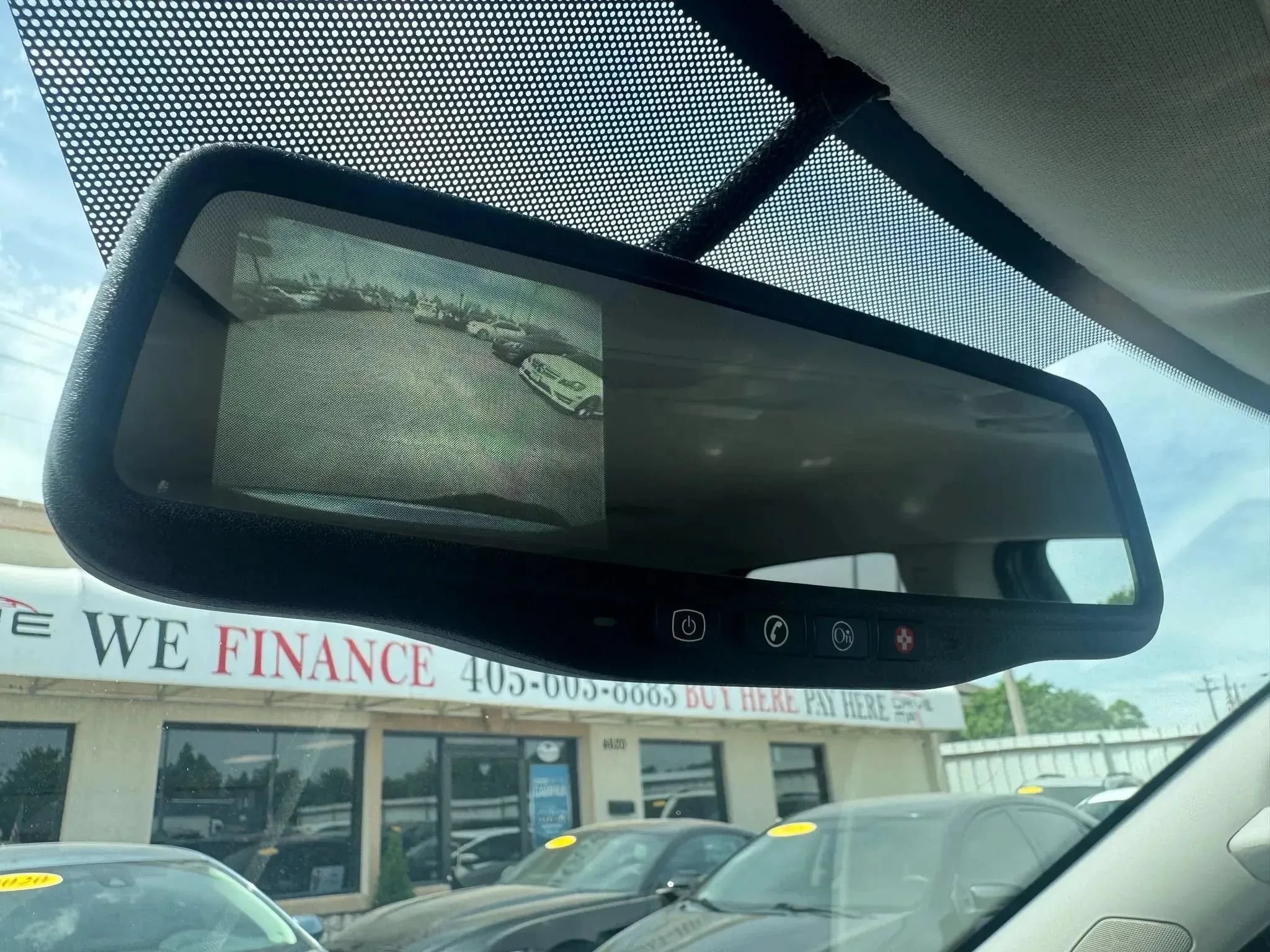 Used 2011 GMC Acadia SLE FWD image 32