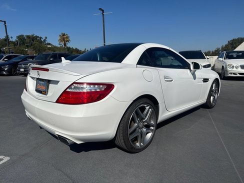 Used 2016 Mercedes-Benz SLK 300 image 5