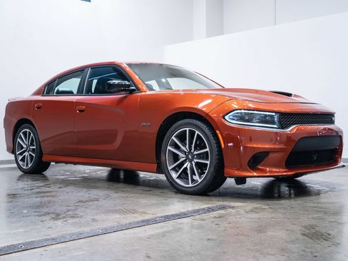 Used 2023 Dodge Charger R/T w/ Plus Group RWD image 1