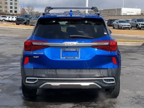 Certified 2023 Kia Seltos EX image 4