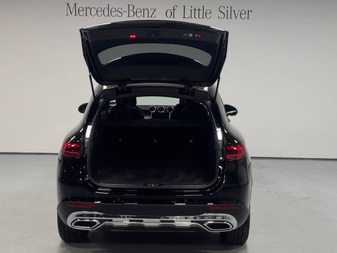 Used 2023 Mercedes-Benz GLC 300 4MATIC image 5