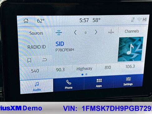 Certified 2023 Ford Explorer XLT image 28