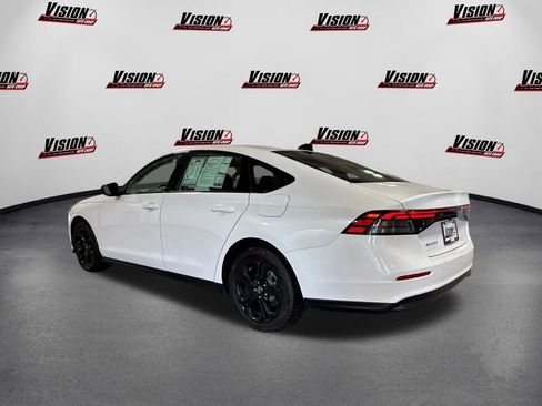 Used 2025 Honda Accord SE image 7