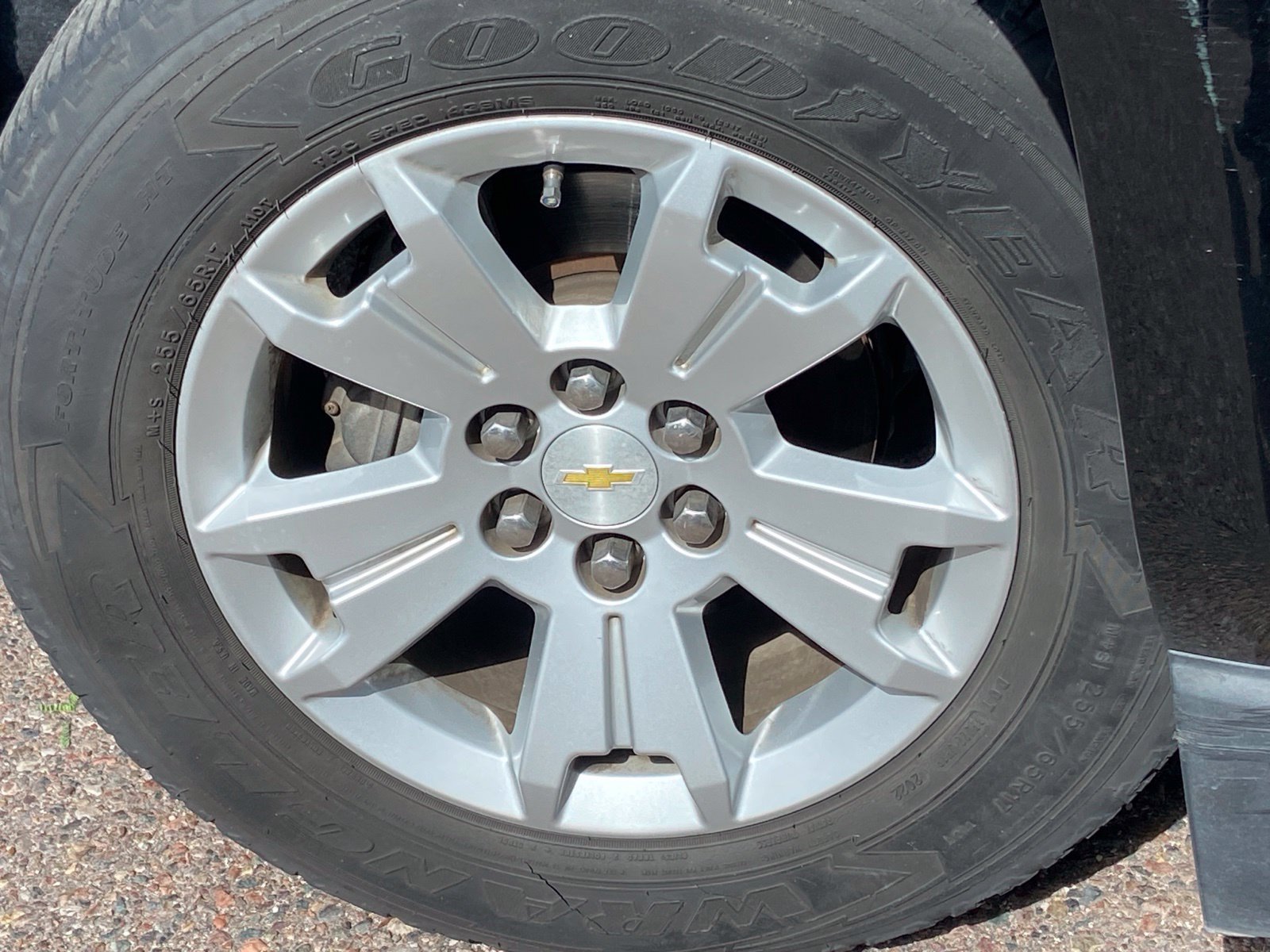 Used 2016 Chevrolet Colorado LT w/ LT Convenience Package RWD image 4